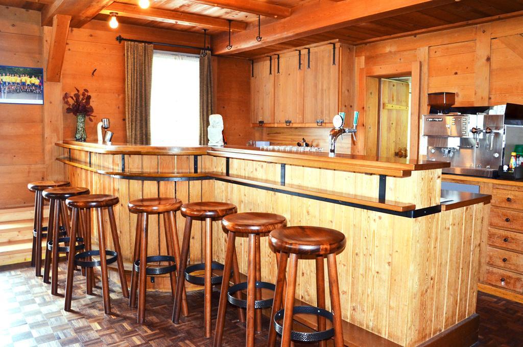 Hotel Loewen Лунгерн Екстериор снимка