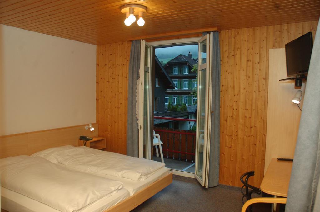 Hotel Loewen Лунгерн Екстериор снимка